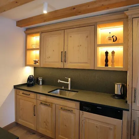 Σαλέ The Davos, Chesa Surlej